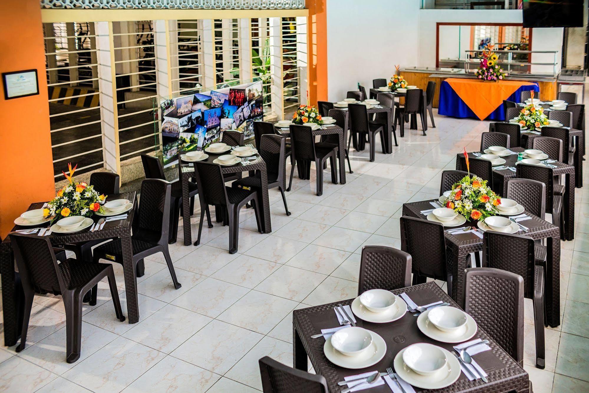 Hotel La Luna Santiago de Cali Exterior foto